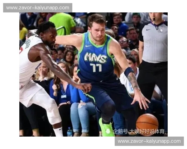 峡谷风云再起：快船与独行侠恩怨情仇，美娜视角下的激情碰撞